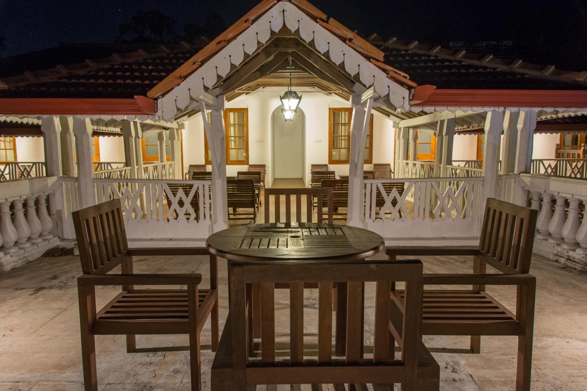 阿努拉德普勒 The Sanctuary At Tissawewa酒店 外观 照片