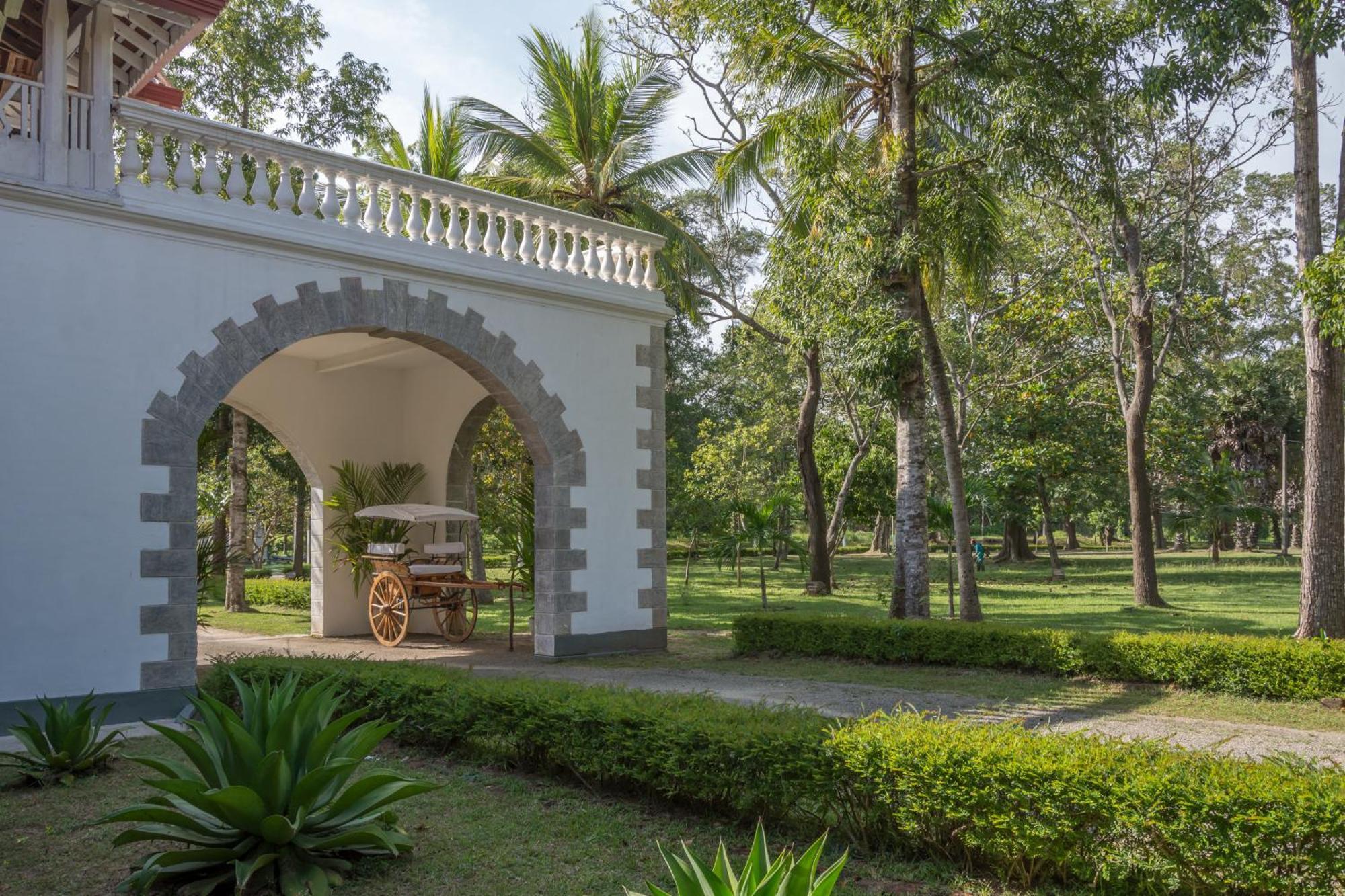 阿努拉德普勒 The Sanctuary At Tissawewa酒店 外观 照片